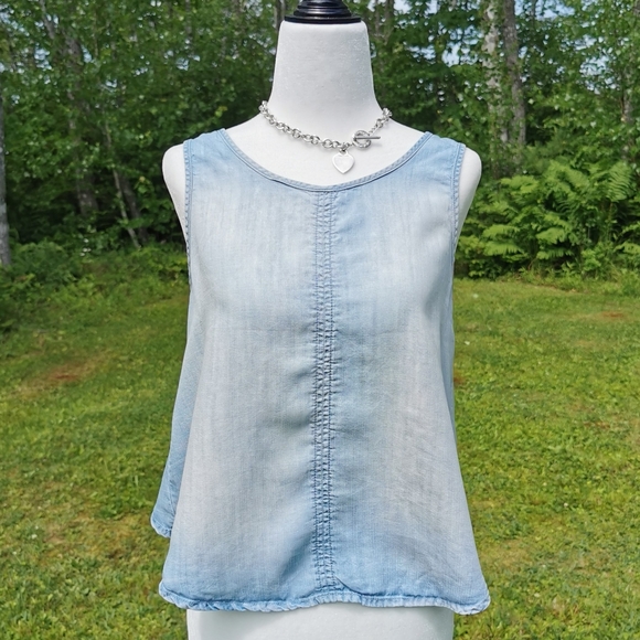 Cloth And Stone Denim Top - Picture 4 of 6